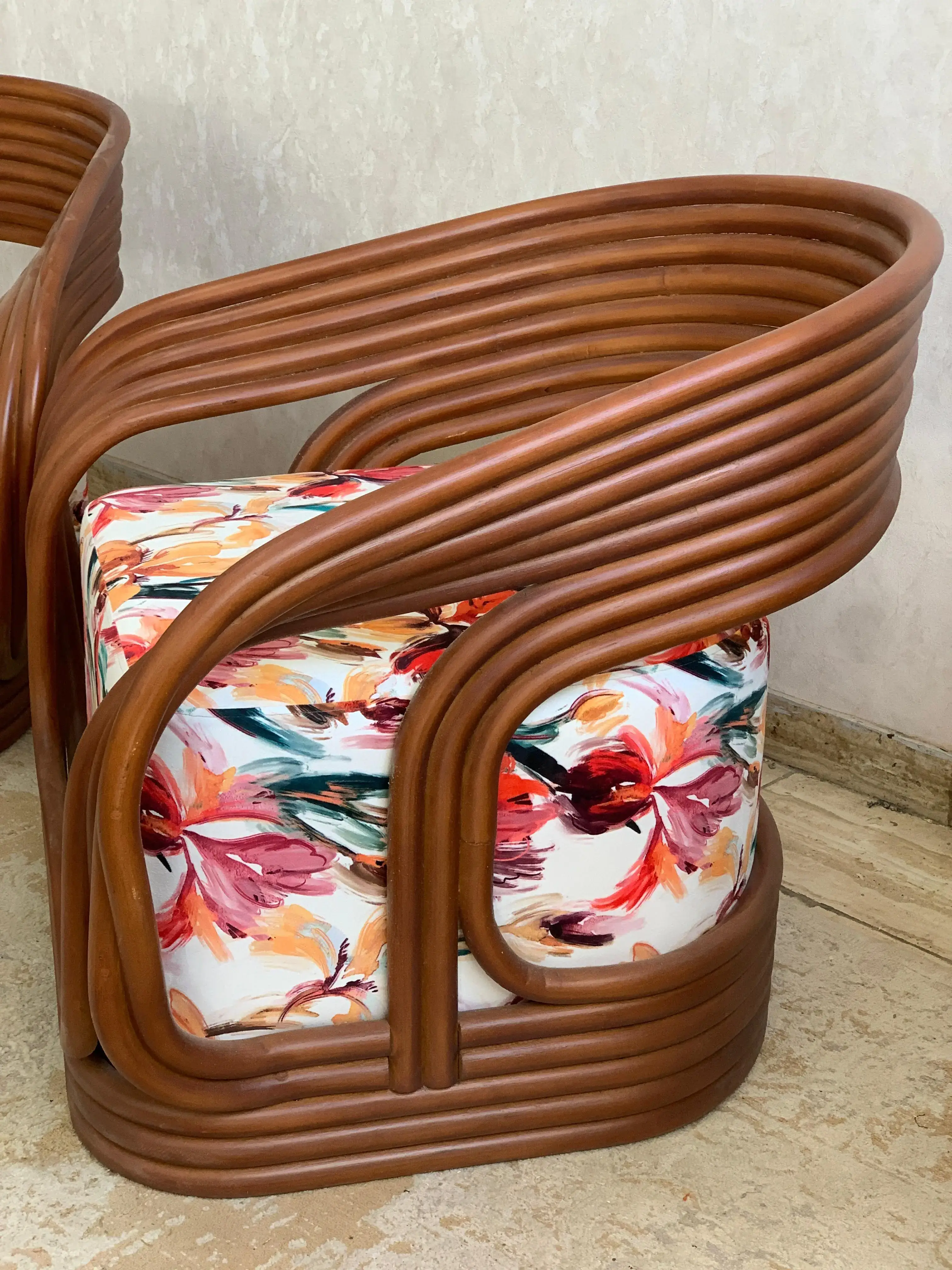 Hand Curved Bamboo Chair - Elegant Seat Design